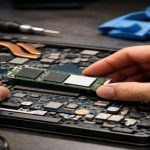 Як встановити M.2 SSD у ноутбук