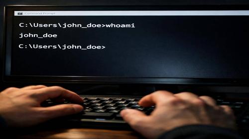 Як використовувати команду whoami у CMD Windows 7–11