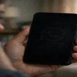 WhatsApp чорний екран що робити