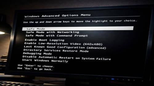 Як зайти в безпечний режим Windows 7