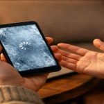 Телефон зависає що робити Android